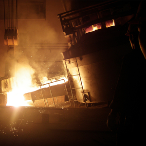 التنصت على SPOUT EAF FURNACE 